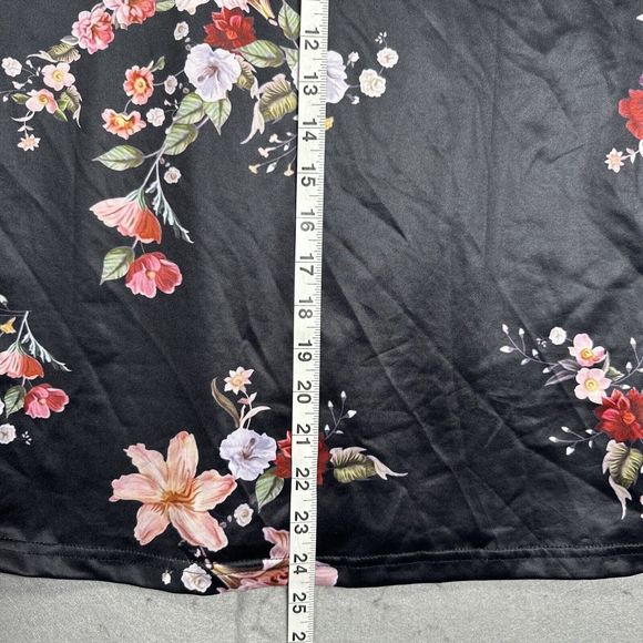 La Mode Black Floral Sleeveless Top Size Small - Picture 12 of 14